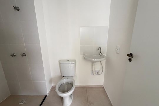 Banheiro de apartamento para alugar com 2 quartos, 47m² em Mooca, São Paulo