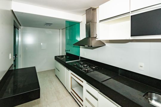 Apartamento à venda com 2 quartos, 110m² em Planalto, Belo Horizonte