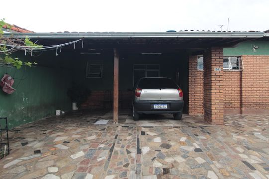 Garagem de casa para alugar com 4 quartos, 360m² em Guarani, Belo Horizonte
