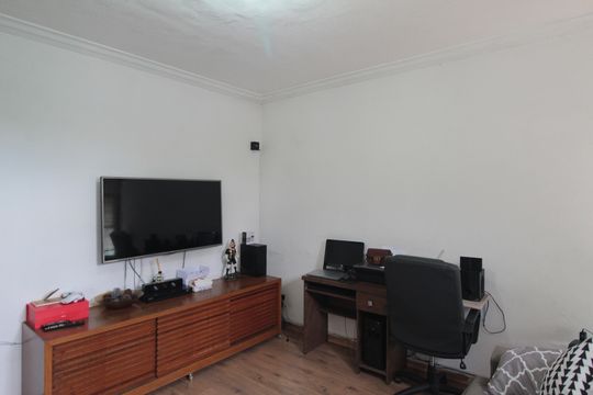 Casa para alugar com 4 quartos, 360m² em Guarani, Belo Horizonte