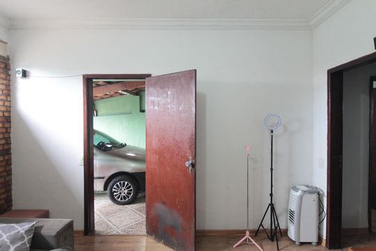 Sala de casa para alugar com 4 quartos, 360m² em Guarani, Belo Horizonte