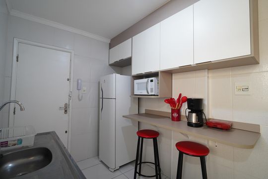 Cozinha de apartamento para alugar com 1 quarto, 58m² em Consolação, São Paulo