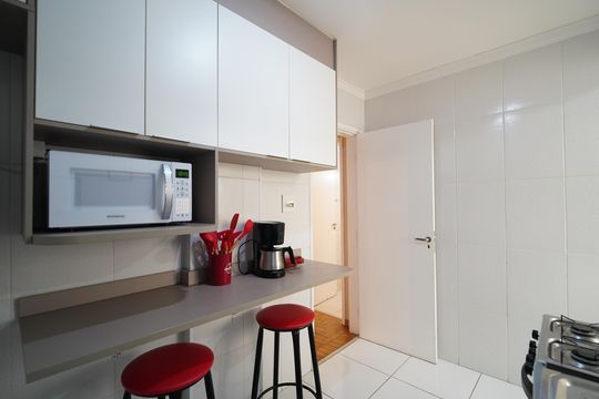Cozinha de apartamento para alugar com 1 quarto, 58m² em Consolação, São Paulo