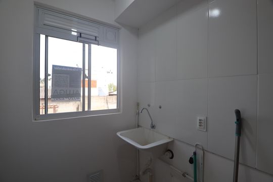 Cozinha - Armários de apartamento para alugar com 2 quartos, 44m² em Centro, Canoas
