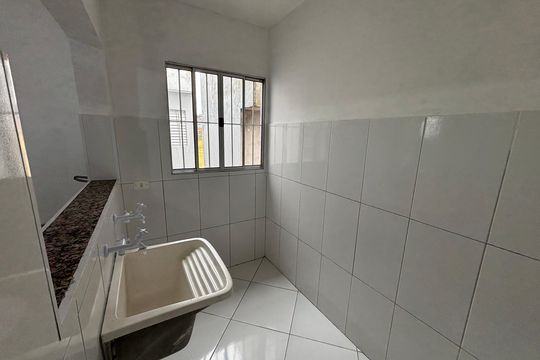 Área de Serviço de casa para alugar com 3 quartos, 105m² em Alianca, Ribeirão Pires