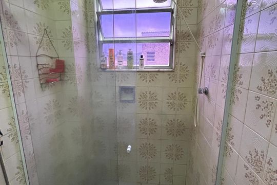Banheiro da Suíte de apartamento à venda com 3 quartos, 170m² em Vila Valqueire, Rio de Janeiro