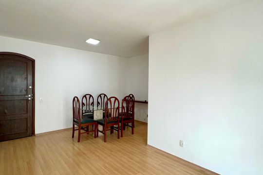 Sala de apartamento à venda com 2 quartos, 60m² em Pinheiros, São Paulo