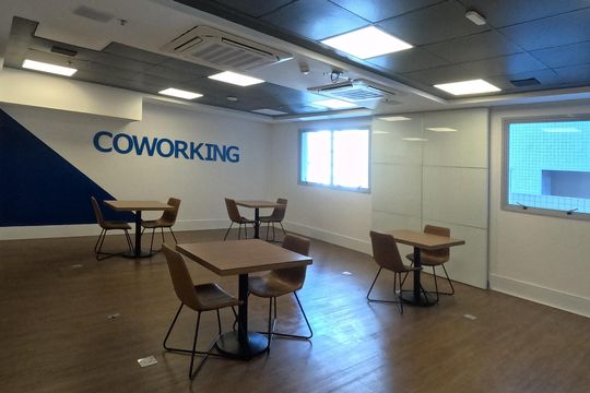 Área Comum - Coworking de kitnet/studio para alugar com 1 quarto, 24m² em Gonzaga, Santos