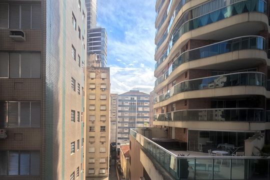 Vista da Sala/Quarto de kitnet/studio para alugar com 1 quarto, 24m² em Gonzaga, Santos