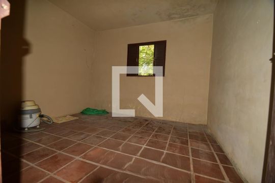 Casa à venda com 3 quartos, 1100m² em Recanto dos Dourados, Campinas