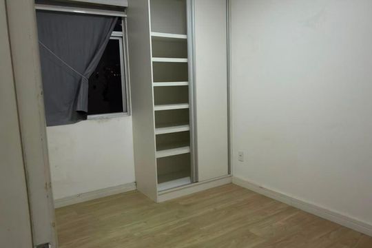 Quarto 1 de apartamento para alugar com 2 quartos, 69m² em Praia Comprida, São José