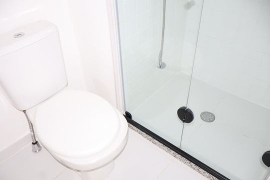 Banheiro de apartamento à venda com 2 quartos, 58m² em Vila Prudente, São Paulo