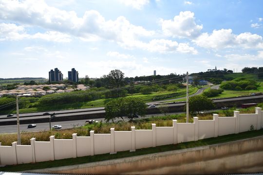 Sala - Vista de apartamento à venda com 3 quartos, 91m² em Bairro das Palmeiras, Campinas