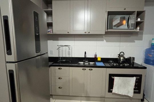 Cozinha de apartamento para alugar com 2 quartos, 45m² em Olaria, Canoas