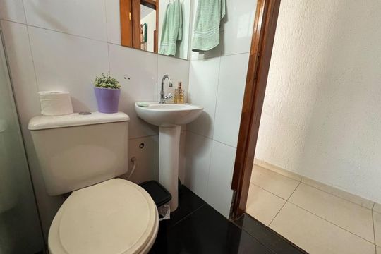 Banheiro de casa para alugar com 3 quartos, 195m² em Pacaembu, Uberlândia