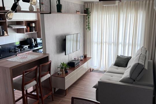 Sala de apartamento à venda com 2 quartos, 60m² em Balneário Tropical, Paulínia