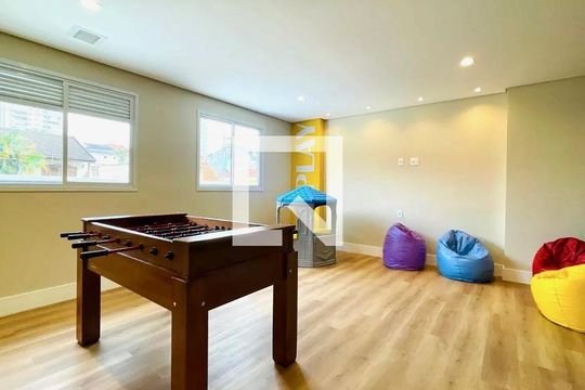 Sala de Jogos de apartamento para alugar com 2 quartos, 45m² em Vila Galvão, Guarulhos