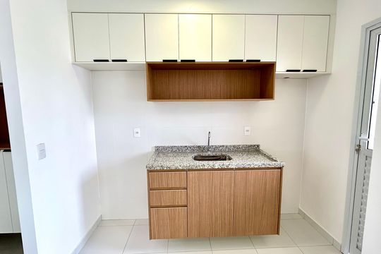 Cozinha de apartamento para alugar com 2 quartos, 45m² em Vila Galvão, Guarulhos