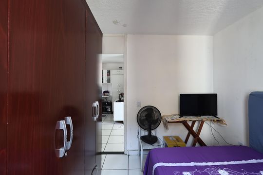 Quarto 2 de apartamento à venda com 2 quartos, 49m² em Jardim Alzira Franco, Santo André