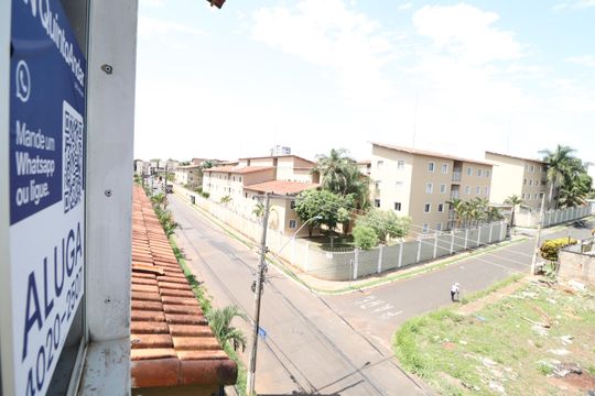 Plaquinha de apartamento para alugar com 2 quartos, 51m² em Chácaras Tubalina E Quartel, Uberlândia