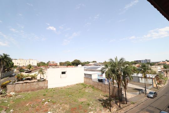 Vista de apartamento para alugar com 2 quartos, 51m² em Chácaras Tubalina E Quartel, Uberlândia