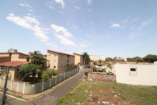 Vista de apartamento para alugar com 2 quartos, 51m² em Chácaras Tubalina E Quartel, Uberlândia