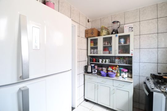 Cozinha de apartamento para alugar com 2 quartos, 51m² em Chácaras Tubalina E Quartel, Uberlândia