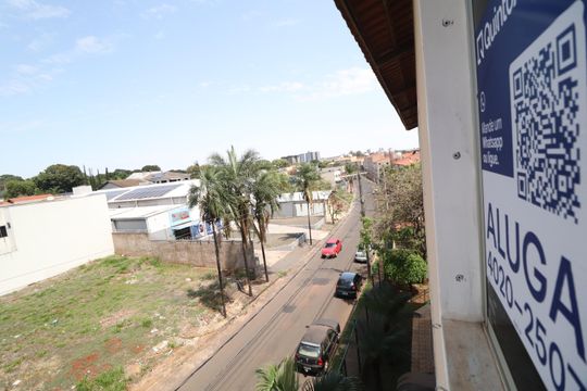 Plaquinha de apartamento para alugar com 2 quartos, 51m² em Chácaras Tubalina E Quartel, Uberlândia