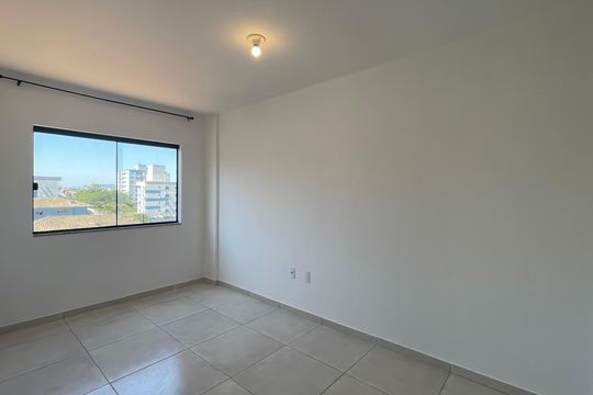 Quarto 1 de apartamento para alugar com 2 quartos, 63m² em Areias, São José