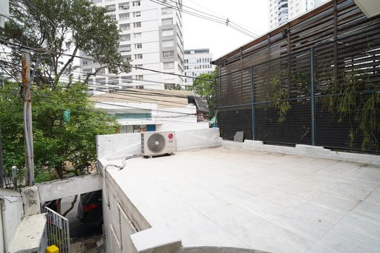 Terraço de casa à venda com 3 quartos, 200m² em Morro dos Ingleses, São Paulo