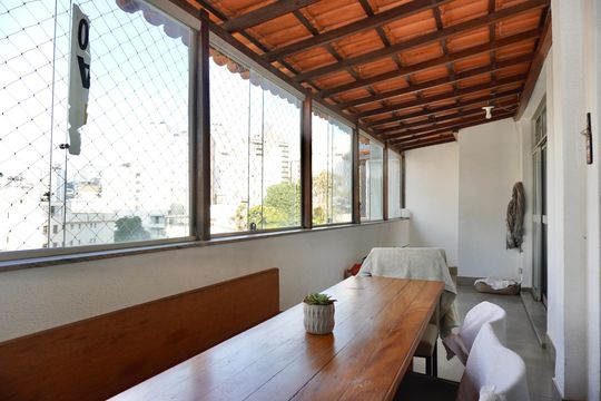 Varanda  de apartamento à venda com 4 quartos, 180m² em Sion, Belo Horizonte