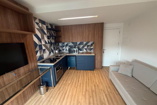 sala de apartamento para alugar com 1 quarto, 42m² em Funcionários, Belo Horizonte