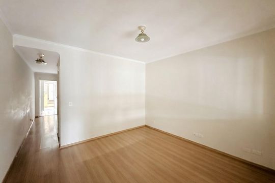 Casa à venda com 2 quartos, 150m² em Vila Cordeiro, São Paulo