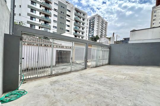 Garagem de casa para alugar com 2 quartos, 90m² em Vila da Saúde, São Paulo