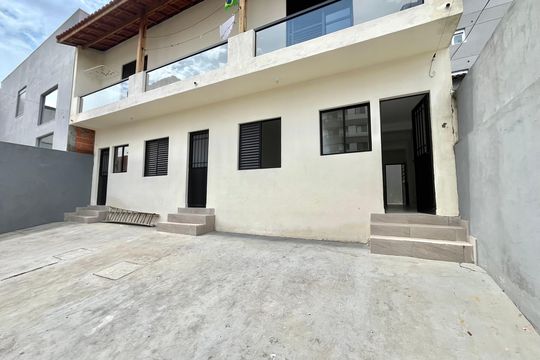 Garagem de casa para alugar com 2 quartos, 90m² em Vila da Saúde, São Paulo