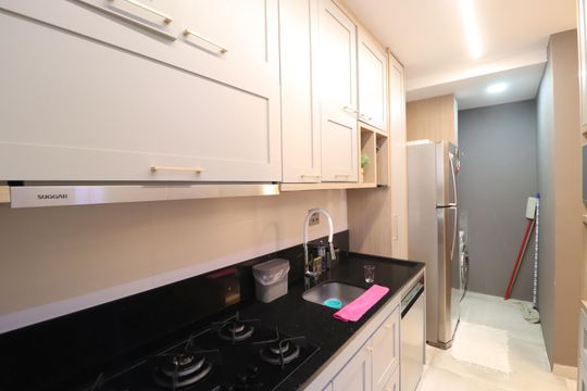 Cozinha de apartamento para alugar com 3 quartos, 96m² em Osvaldo Rezende, Uberlândia