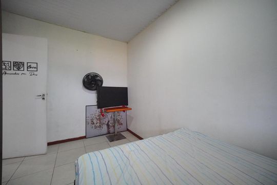 Quarto 2 de casa de condomínio para alugar com 2 quartos, 59m² em Forquilhas, São José