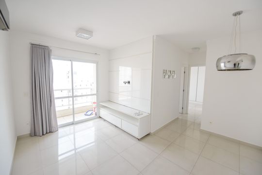 Apartamento para alugar com 2 quartos, 65m² em Centro, Taubaté