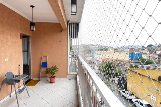Varanda  de casa para alugar com 2 quartos, 125m² em Baronesa, Osasco