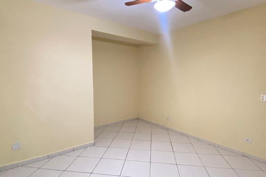 Suíte 2 de casa para alugar com 2 quartos, 125m² em Baronesa, Osasco
