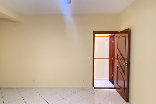 Casa para alugar com 2 quartos, 125m² em Baronesa, Osasco