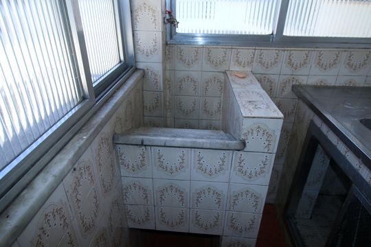 Cozinha e Área de Serviço de apartamento para alugar com 2 quartos, 59m² em Ramos, Rio de Janeiro