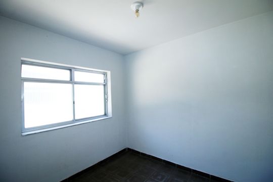 Quarto 2 de apartamento para alugar com 2 quartos, 59m² em Ramos, Rio de Janeiro