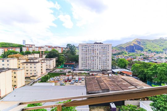 Quarto vista  de apartamento para alugar com 2 quartos, 65m² em Tomás Coelho, Rio de Janeiro