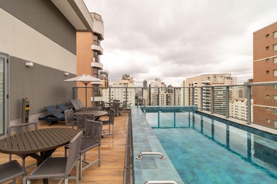 Área comum - Piscina de kitnet/studio para alugar com 1 quarto, 30m² em Pompeia, São Paulo