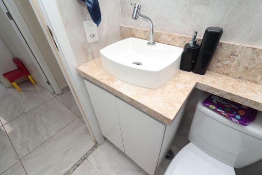 Banheiro de apartamento para alugar com 2 quartos, 36m² em Colônia (zona Leste), São Paulo
