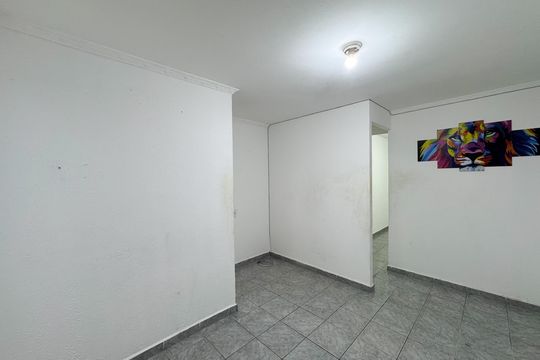 Sala de apartamento à venda com 2 quartos, 48m² em Santa Terezinha, São Bernardo do Campo