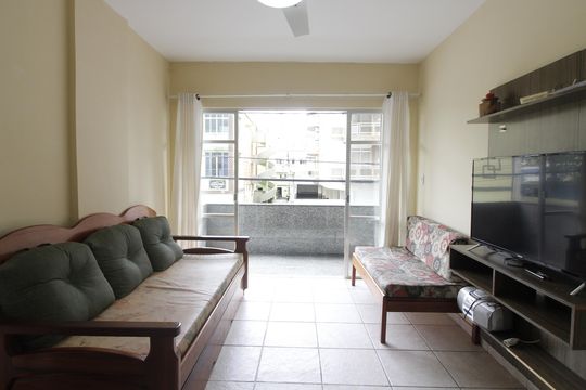 Sala de apartamento para alugar com 2 quartos, 75m² em Centro, Cabo Frio
