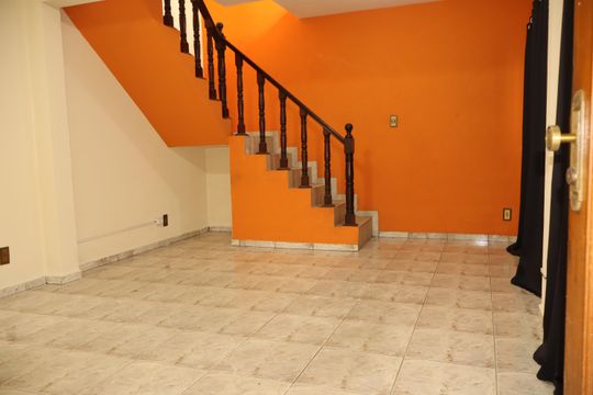 Casa à venda com 4 quartos, 210m² em Chácara Belenzinho, São Paulo