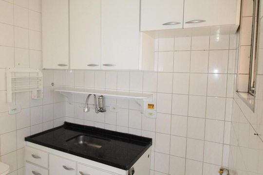 Cozinha de apartamento para alugar com 2 quartos, 45m² em Jardim America, São José dos Campos